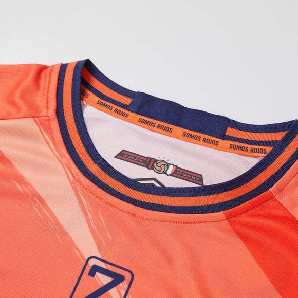 CSD Municipal Alternate Jersey (Authentic) 2021/22 - Picture 3 of 7